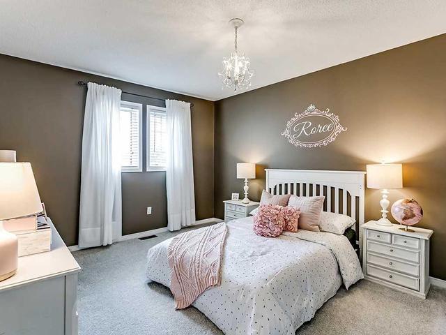 38 Babcock Cres, House detached with 3 bedrooms, 3 bathrooms and 3 parking in Milton ON | Image 15