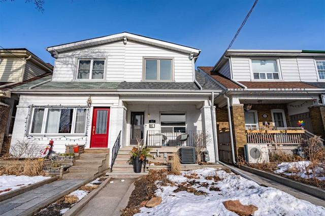 82 Chatham Ave, House semidetached with 3 bedrooms, 1 bathrooms and 1 parking in Toronto ON | Image 1