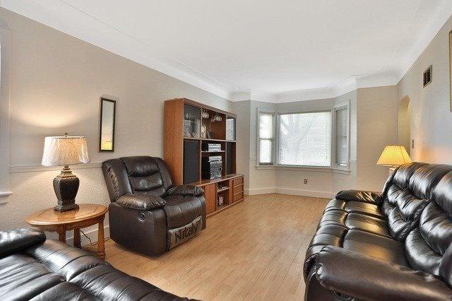 63 East 36th St, House detached with 3 bedrooms, 3 bathrooms and 6 parking in Hamilton ON | Image 5