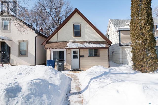 1127 F Ave N, House detached with 2 bedrooms, 1 bathrooms and null parking in Saskatoon SK | Card Image