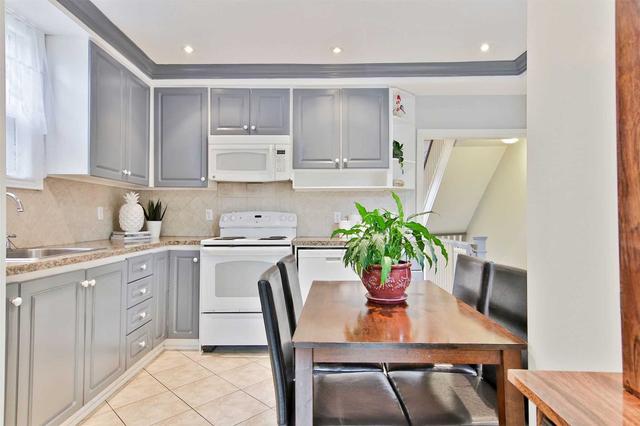 964 St Clarens Ave, House semidetached with 3 bedrooms, 2 bathrooms and 0 parking in Toronto ON | Image 9