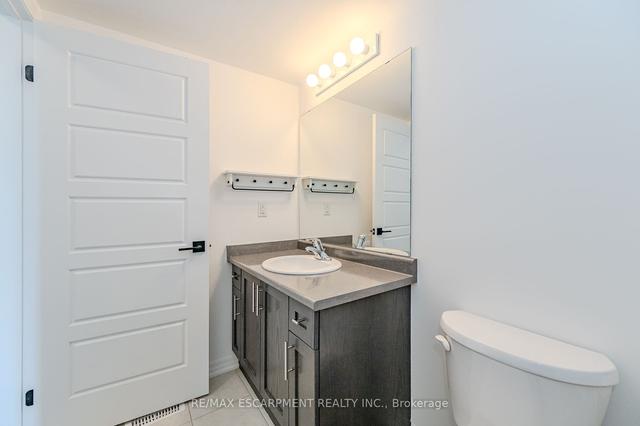 32 - 290 Barton St W, Townhouse with 3 bedrooms, 3 bathrooms and 1 parking in Hamilton ON | Image 17