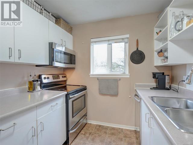 314 - 2520 Wark St, Condo with 2 bedrooms, 2 bathrooms and 1 parking in Victoria BC | Image 7