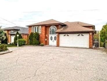 2980 Weston Rd, House detached with 3 bedrooms, 4 bathrooms and 8 parking in Toronto ON | Image 1