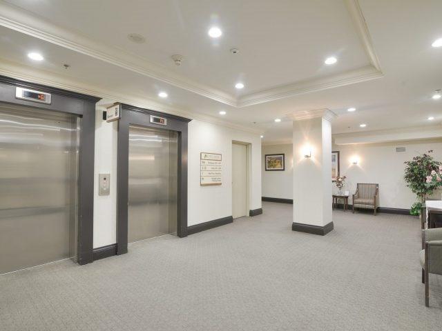1003 - 810 Scollard Crt, Condo with 1 bedrooms, 1 bathrooms and 1 parking in Mississauga ON | Image 17