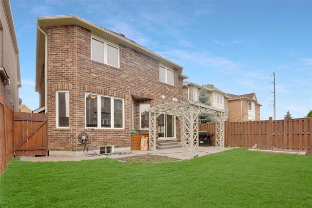 5 Bloom Dr, House detached with 4 bedrooms, 4 bathrooms and 4 parking in Brampton ON | Image 25