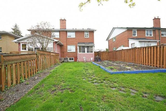 2348 Brookhurst Rd, House semidetached with 3 bedrooms, 2 bathrooms and 4 parking in Mississauga ON | Image 20