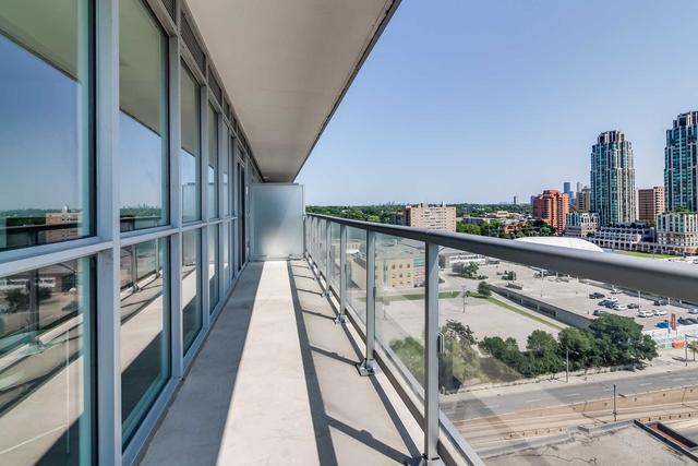 1105 - 501 St Clair Ave W, Condo with 2 bedrooms, 2 bathrooms and 1 parking in Toronto ON | Image 10