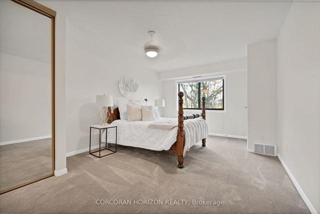 202 - 4 Albert St, Condo with 1 bedrooms, 1 bathrooms and 1 parking in Cambridge ON | Image 3