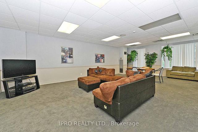 906 - 135 Hillcrest Ave, Condo with 1 bedrooms, 1 bathrooms and 2 parking in Mississauga ON | Image 21
