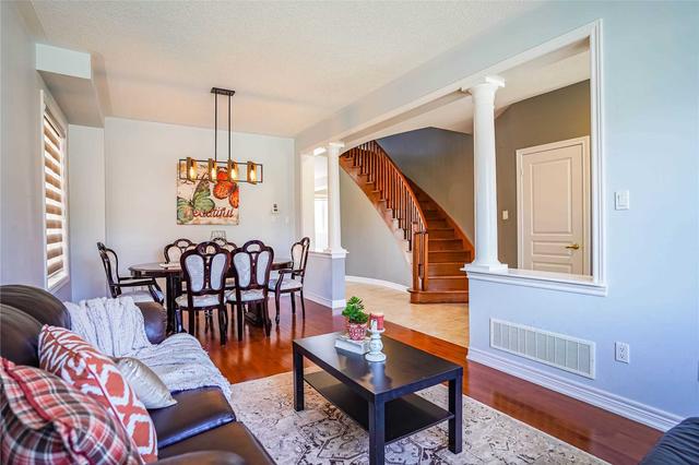 42 Moldovan Dr, House detached with 4 bedrooms, 4 bathrooms and 6 parking in Brampton ON | Image 38