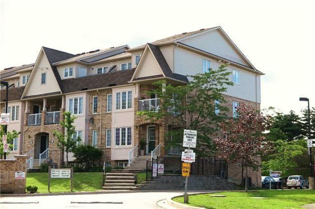 Th124 - 42 Pinery Tr, Townhouse with 3 bedrooms, 2 bathrooms and 1 parking in Toronto ON | Image 2