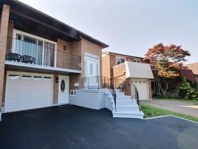 23 Ivan Nelson Dr, House semidetached with 3 bedrooms, 2 bathrooms and 2 parking in Toronto ON | Image 1