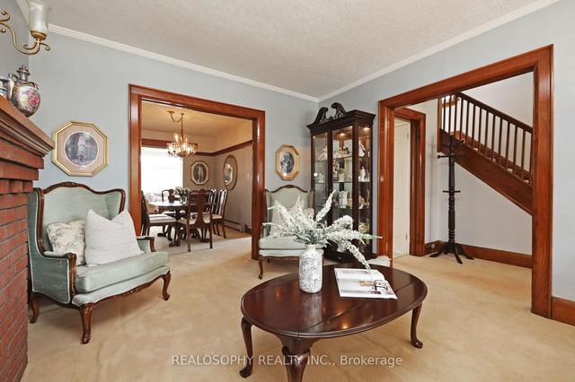 1 Slade Ave, House detached with 4 bedrooms, 2 bathrooms and 1 parking in Toronto ON | Image 31