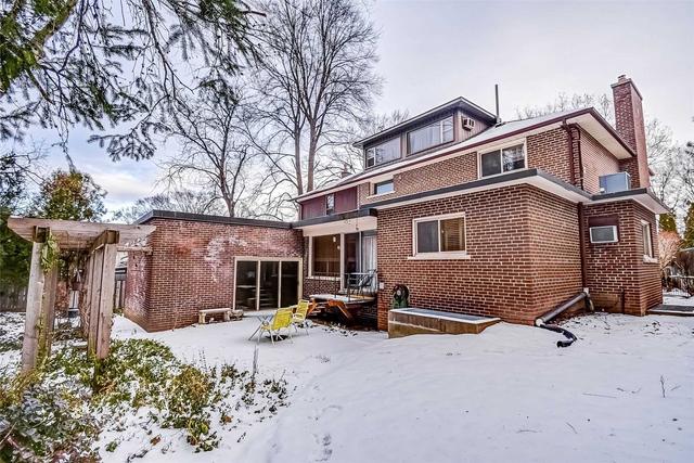 7 Royal Wood Crt, House detached with 4 bedrooms, 4 bathrooms and 6 parking in Toronto ON | Image 31