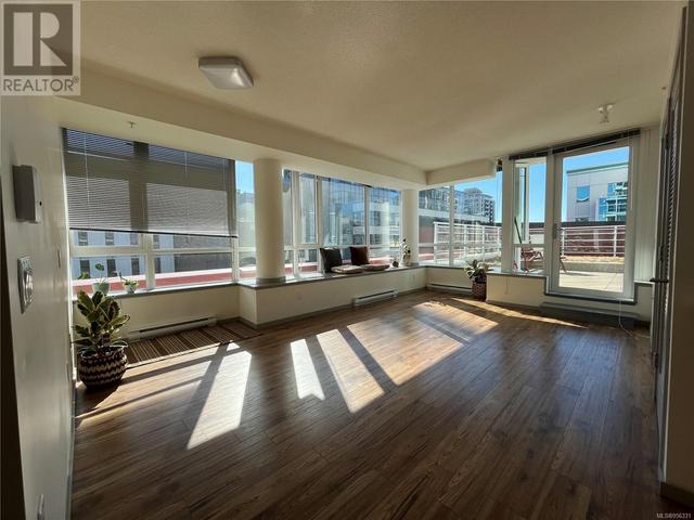 503 - 834 Johnson St, Condo with 2 bedrooms, 1 bathrooms and 1 parking in Victoria BC | Image 5
