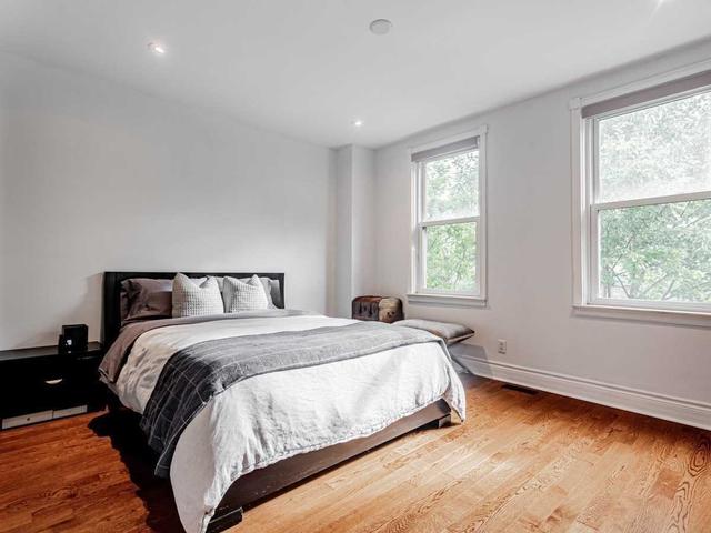 135 Morse St, House attached with 3 bedrooms, 2 bathrooms and 1 parking in Toronto ON | Image 14