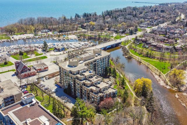 422 - 2511 Lakeshore Rd W, Condo with 2 bedrooms, 2 bathrooms and 2 parking in Oakville ON | Image 1