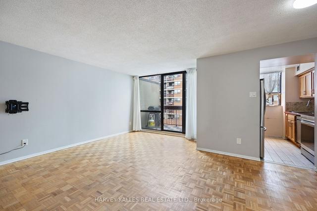 923 - 89 Mccaul St E, Condo with 1 bedrooms, 1 bathrooms and 0 parking in Toronto ON | Image 12