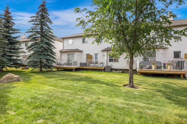 104 Mt Aberdeen Manor Se, Home with 3 bedrooms, 1 bathrooms and 1 parking in Calgary AB | Image 30