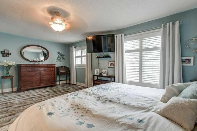 43 Lancewood Cres, Townhouse with 2 bedrooms, 3 bathrooms and 1 parking in Brampton ON | Image 12