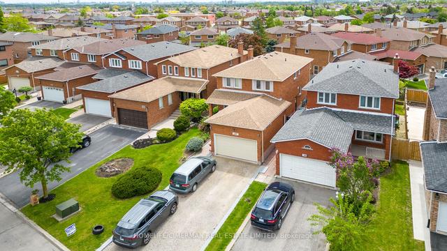 148 Cabinet Cres S, House detached with 4 bedrooms, 4 bathrooms and 6 parking in Vaughan ON | Image 16