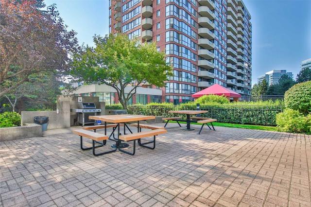 1410 - 33 Weldrick Rd E, Condo with 2 bedrooms, 2 bathrooms and 1 parking in Richmond Hill ON | Image 24