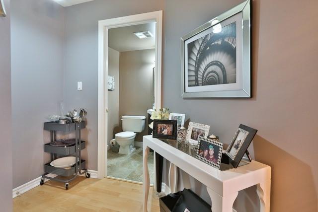 81 - 151 Townsgate Dr, Townhouse with 3 bedrooms, 3 bathrooms and 2 parking in Vaughan ON | Image 9