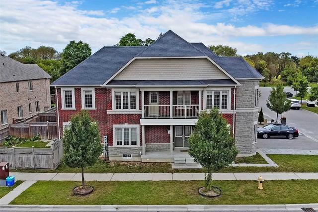 2 Moore's Crt, House attached with 4 bedrooms, 3 bathrooms and 3 parking in Markham ON | Image 24