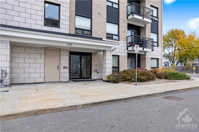304 - 250 Winterfell Private, Condo with 2 bedrooms, 2 bathrooms and 1 parking in Ottawa ON | Image 24