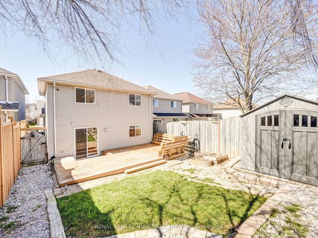 672 Karlsfeld Rd, House detached with 3 bedrooms, 2 bathrooms and 3 parking in Waterloo ON | Image 35