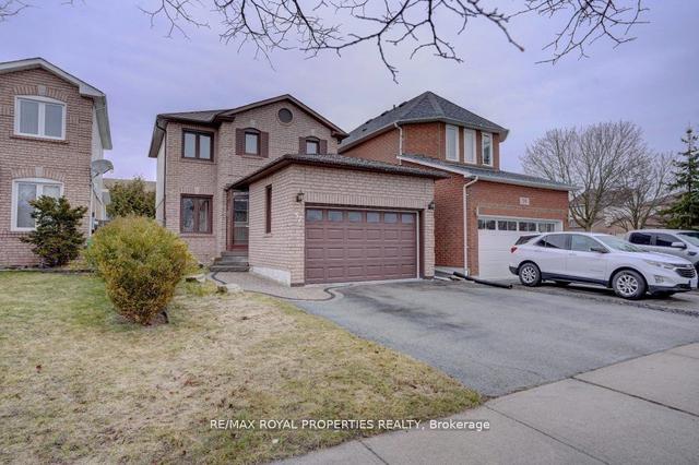 57 Hogan Cres, House detached with 3 bedrooms, 4 bathrooms and 3 parking in Clarington ON | Image 1