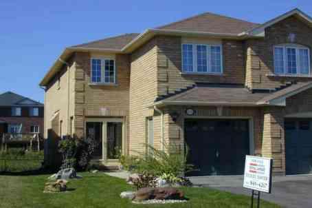 1523 Pinecliff Rd, House semidetached with 3 bedrooms, 3 bathrooms and 2 parking in Oakville ON | Image 1