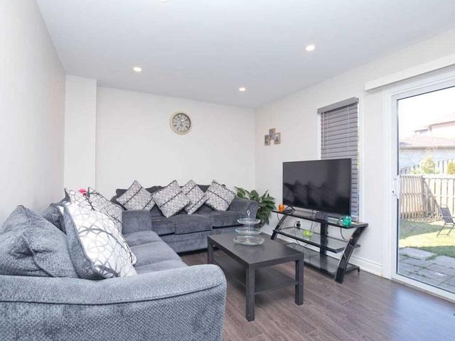 3865 Ponderosa Lane, House semidetached with 3 bedrooms, 3 bathrooms and 3 parking in Mississauga ON | Image 5