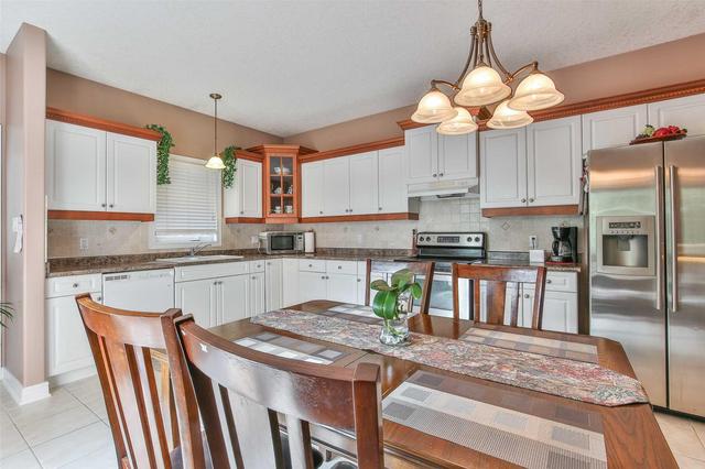 990 Country Club Cres, House detached with 3 bedrooms, 2 bathrooms and 4 parking in London ON | Image 7