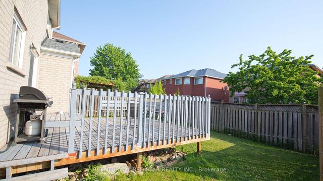 7190 Lowville Hts, House detached with 4 bedrooms, 4 bathrooms and 4 parking in Mississauga ON | Image 16