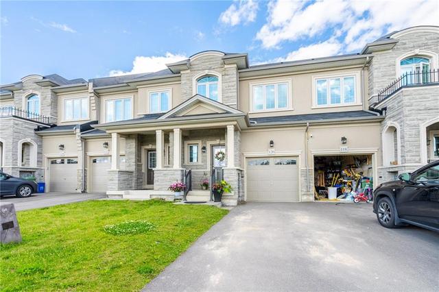 120 Mosaic Drive, House attached with 3 bedrooms, 2 bathrooms and 1 parking in Hamilton ON | Image 2