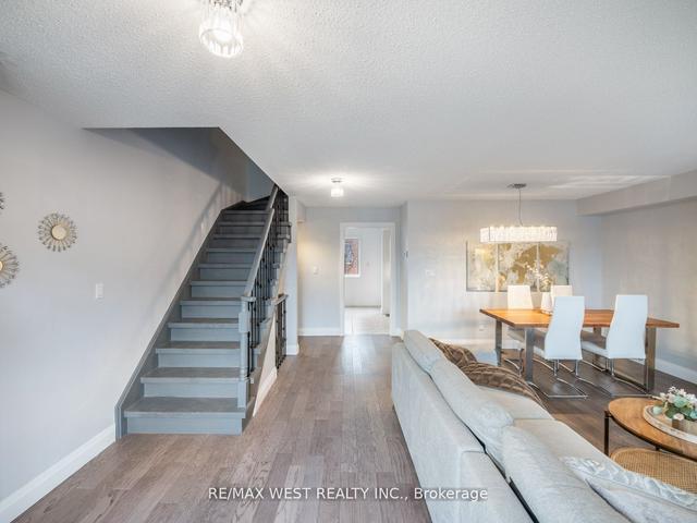 3 - 15 West Deane Park Dr W, House attached with 4 bedrooms, 4 bathrooms and 2 parking in Toronto ON | Image 6