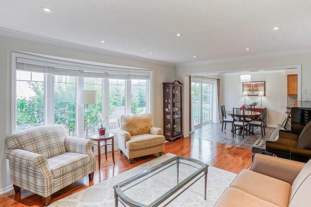 14 Dannor Ave, House detached with 3 bedrooms, 4 bathrooms and 6 parking in Whitchurch Stouffville ON | Image 2