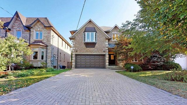269 Kingsdale Ave, House detached with 5 bedrooms, 6 bathrooms and 6 parking in Toronto ON | Image 1