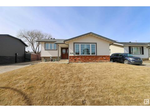 12928 25 St Nw, House detached with 3 bedrooms, 1 bathrooms and null parking in Edmonton AB | Card Image