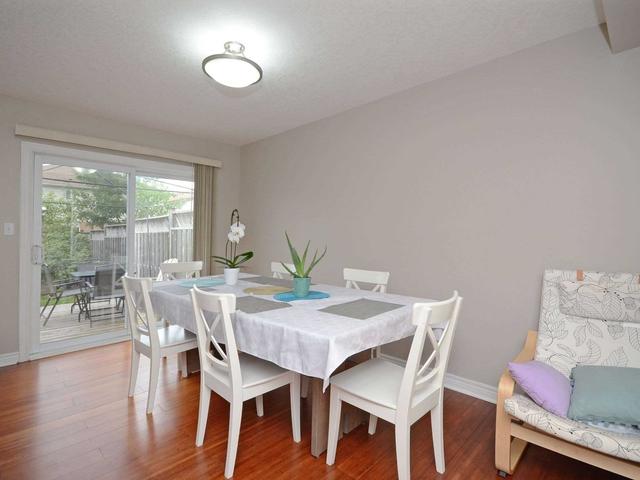 51 Hasler Cres, House attached with 3 bedrooms, 4 bathrooms and 3 parking in Guelph ON | Image 3