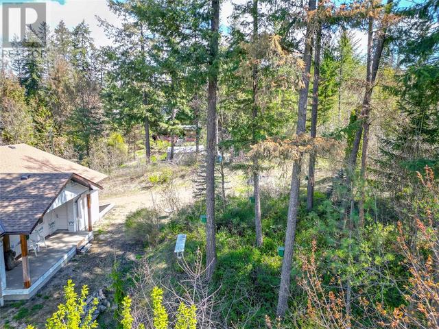 633 9 Street Se, House detached with 5 bedrooms, 3 bathrooms and 2 parking in Salmon Arm BC | Image 13