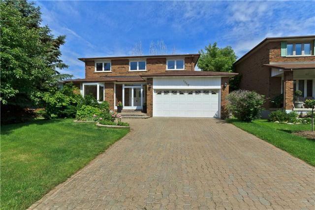 1619 Carrington Rd, House detached with 4 bedrooms, 4 bathrooms and 6 parking in Mississauga ON | Image 1