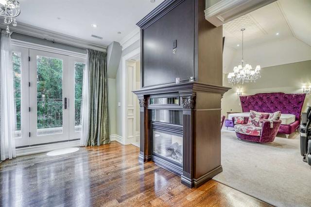49 Plymbridge Rd, House detached with 5 bedrooms, 9 bathrooms and 10 parking in Toronto ON | Image 10