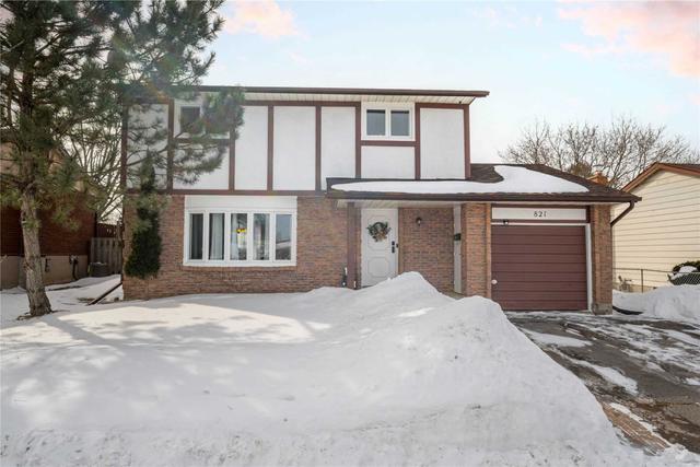 821 Terrace Rd, House detached with 4 bedrooms, 2 bathrooms and 3 parking in Peterborough ON | Image 1