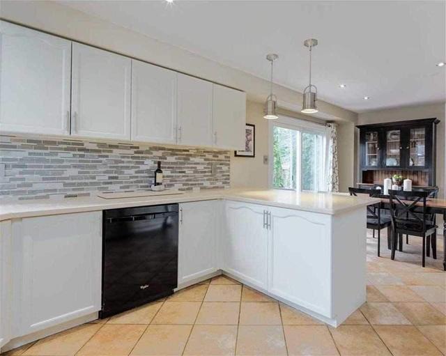 79 Watford St, House detached with 4 bedrooms, 4 bathrooms and 4 parking in Whitby ON | Image 15