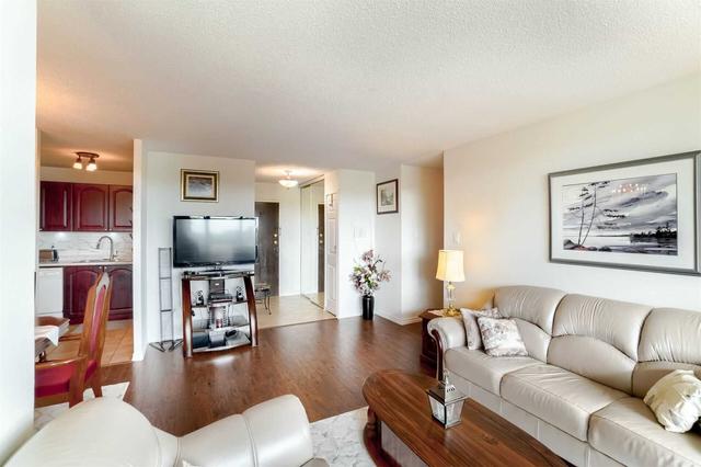 308 - 15 Torrance Rd, Condo with 2 bedrooms, 2 bathrooms and 1 parking in Toronto ON | Image 12