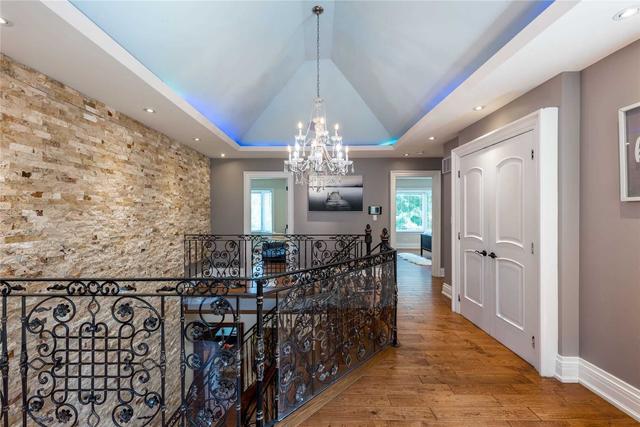 65 Oakfield Dr, House detached with 5 bedrooms, 8 bathrooms and 12 parking in Toronto ON | Image 8