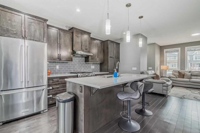 363 Redstone Drive Ne, Home with 3 bedrooms, 2 bathrooms and 2 parking in Calgary AB | Image 11